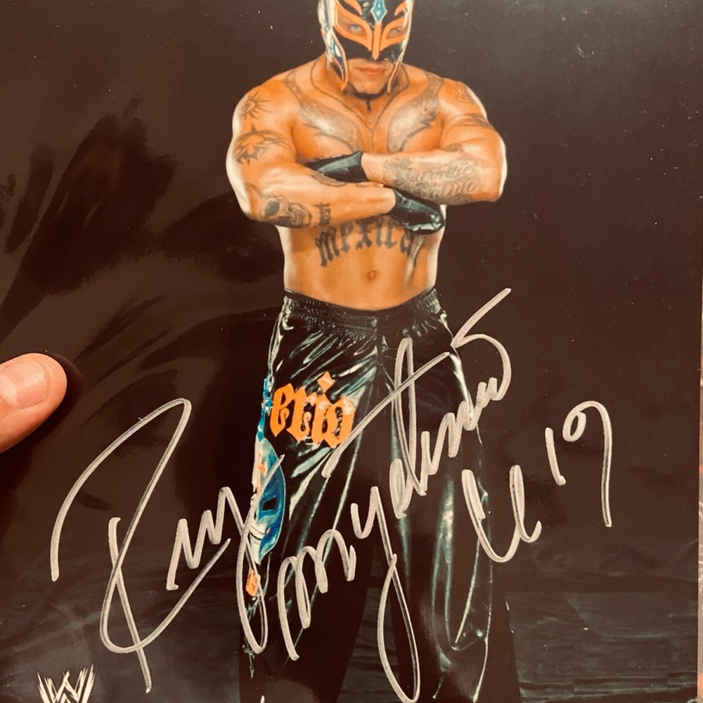 Rey Mysterio Authentic hand signed ✍🏼